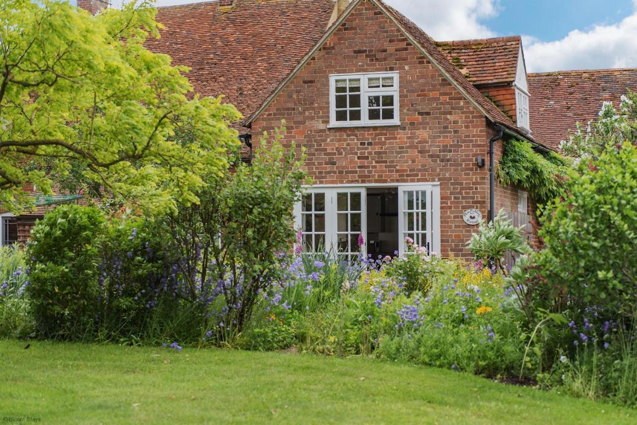 Plum Pudding Stables By Bloom Stays Faversham Eksteriør bilde